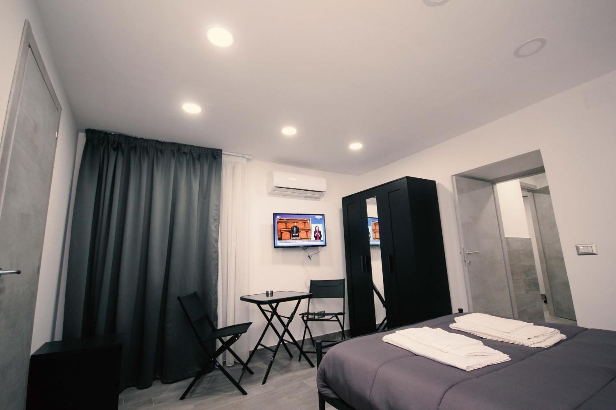Almat Domus Apartman Nápoly Szoba fotó