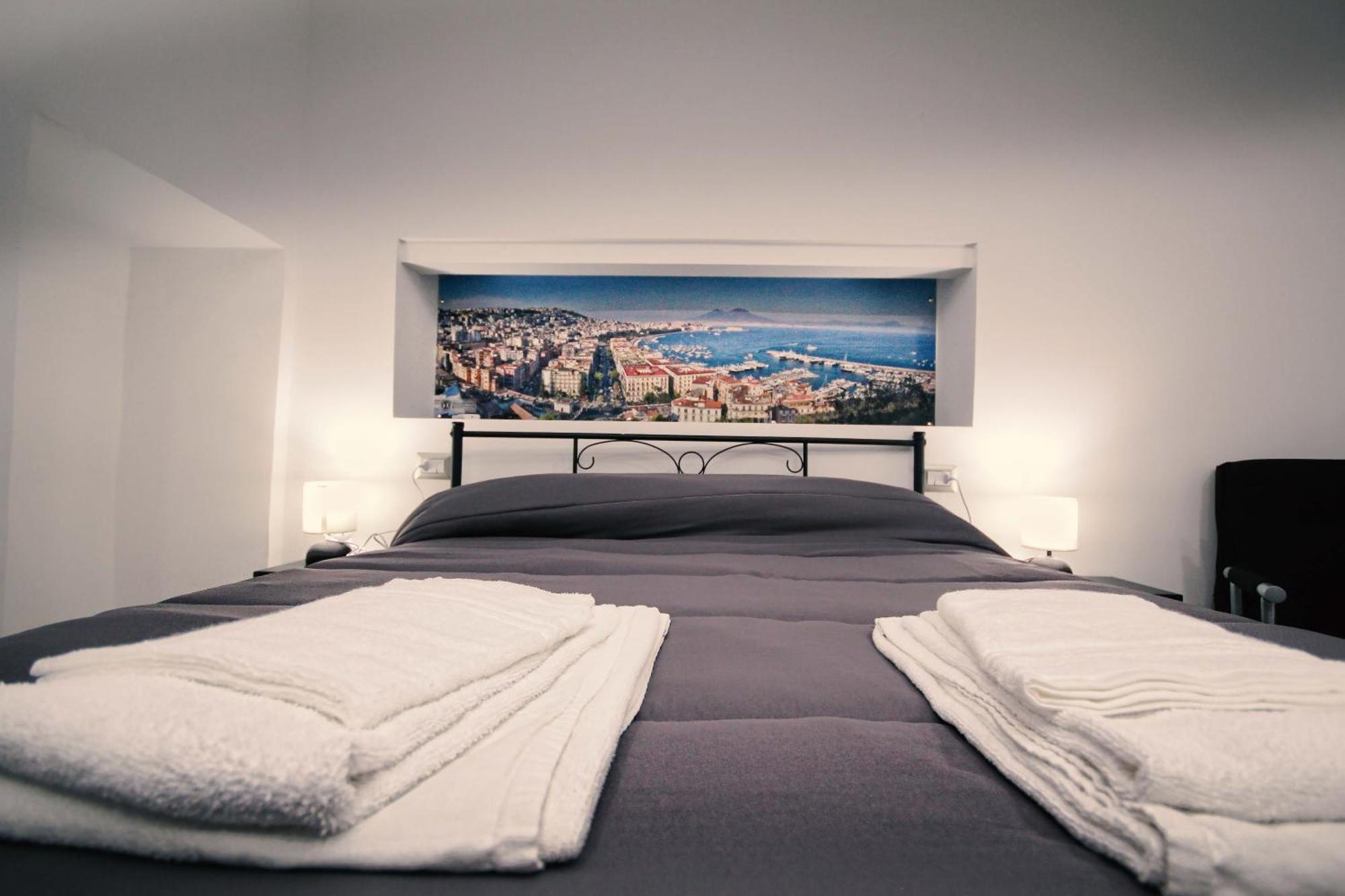 Almat Domus Apartman Nápoly Szoba fotó