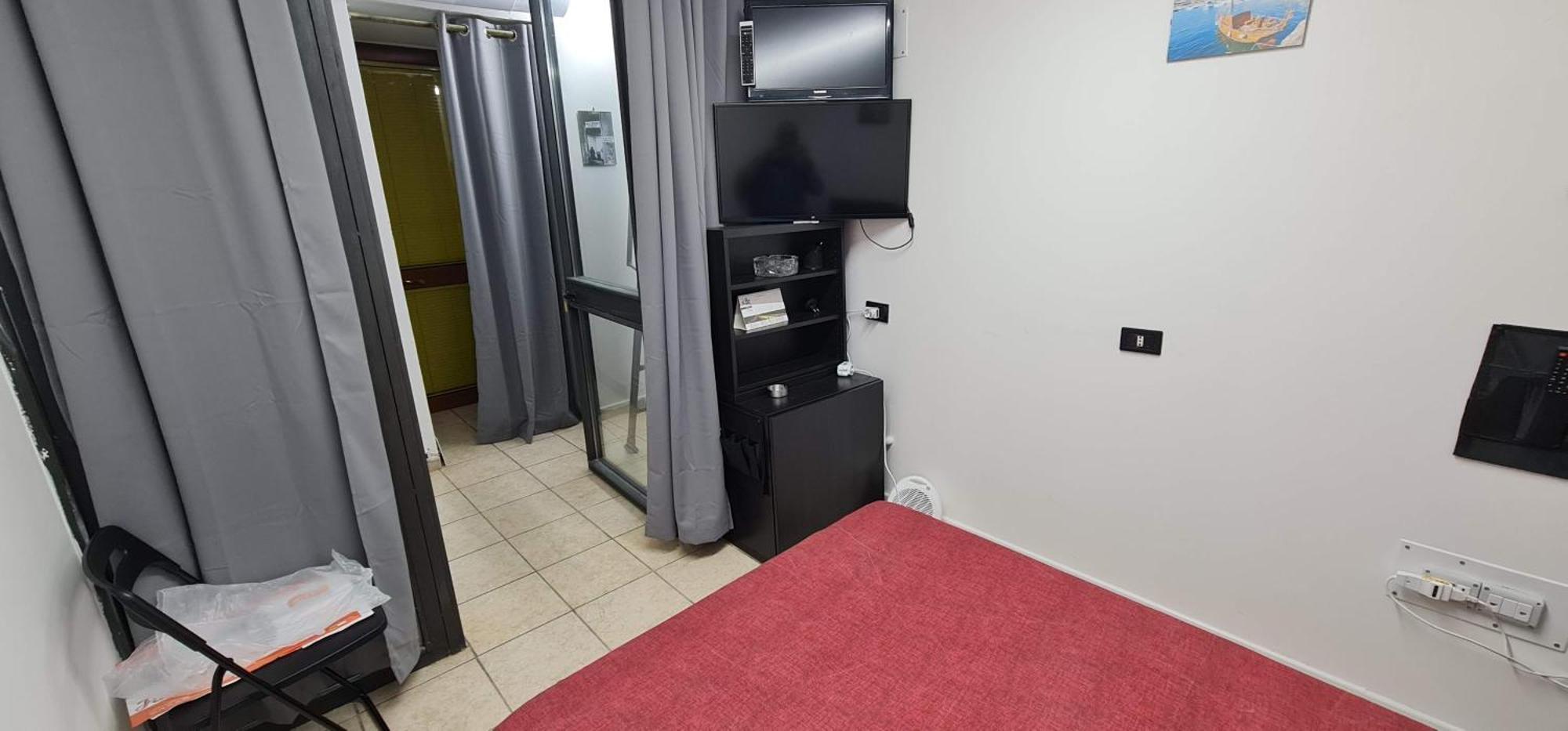 Almat Domus Apartman Nápoly Szoba fotó